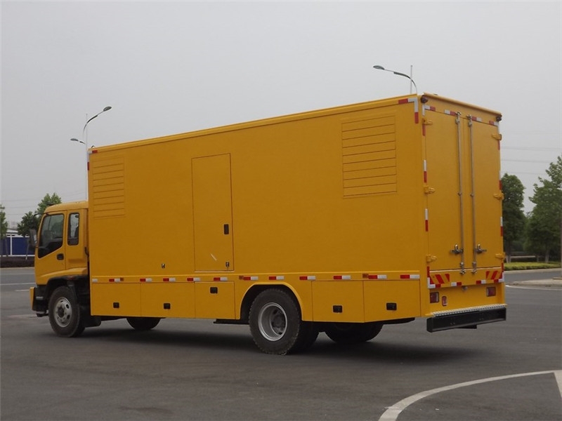 苏州租赁发电机 进口柴油发电机组和国产柴油发电机组有什么区别？